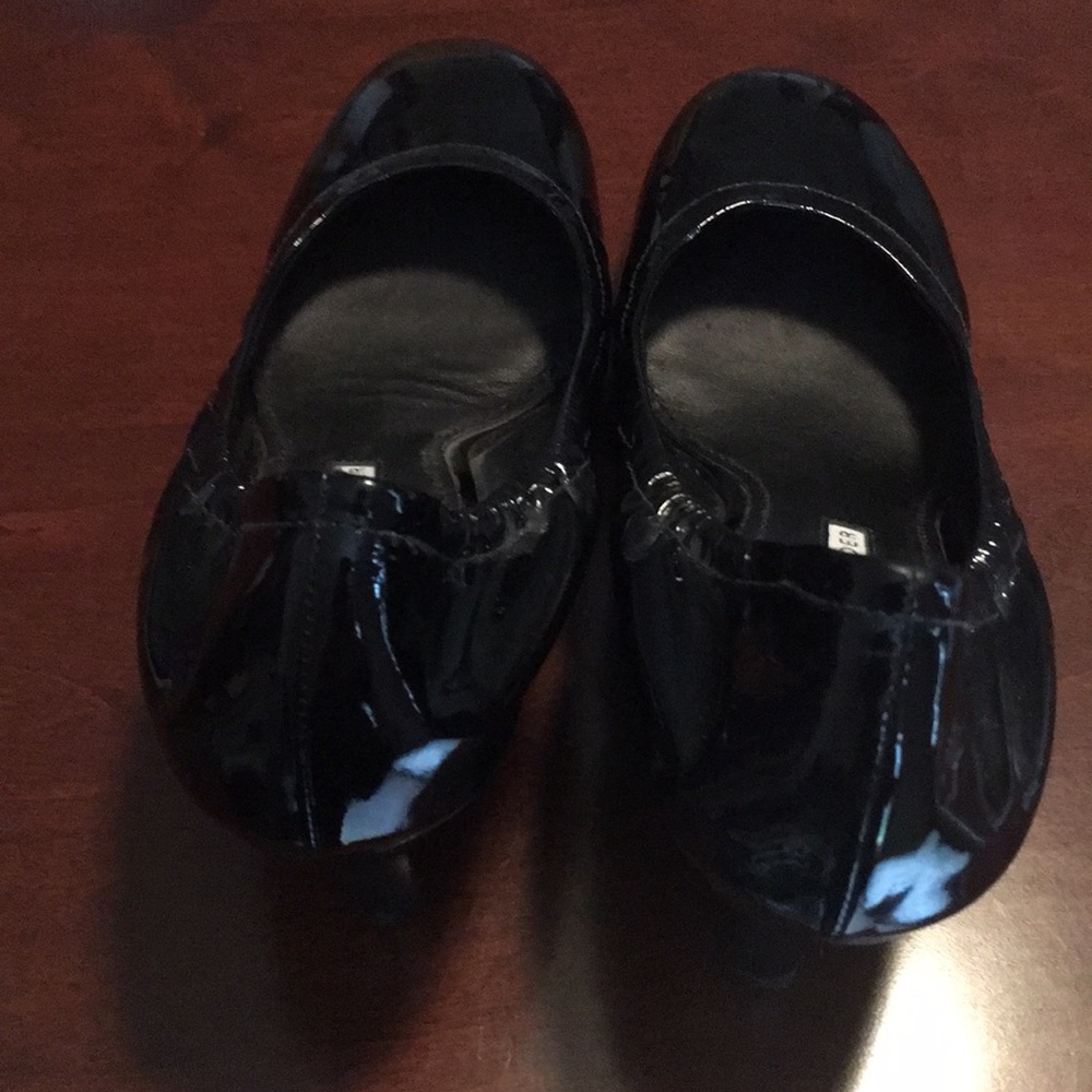 Shoes - Picture 3 of 5